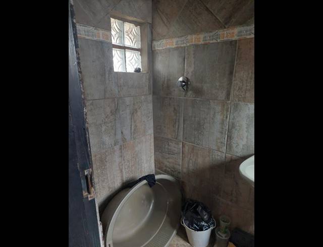 2 BEDROOM HOUSE FOR SALE IN KATLEHONG SOUTH